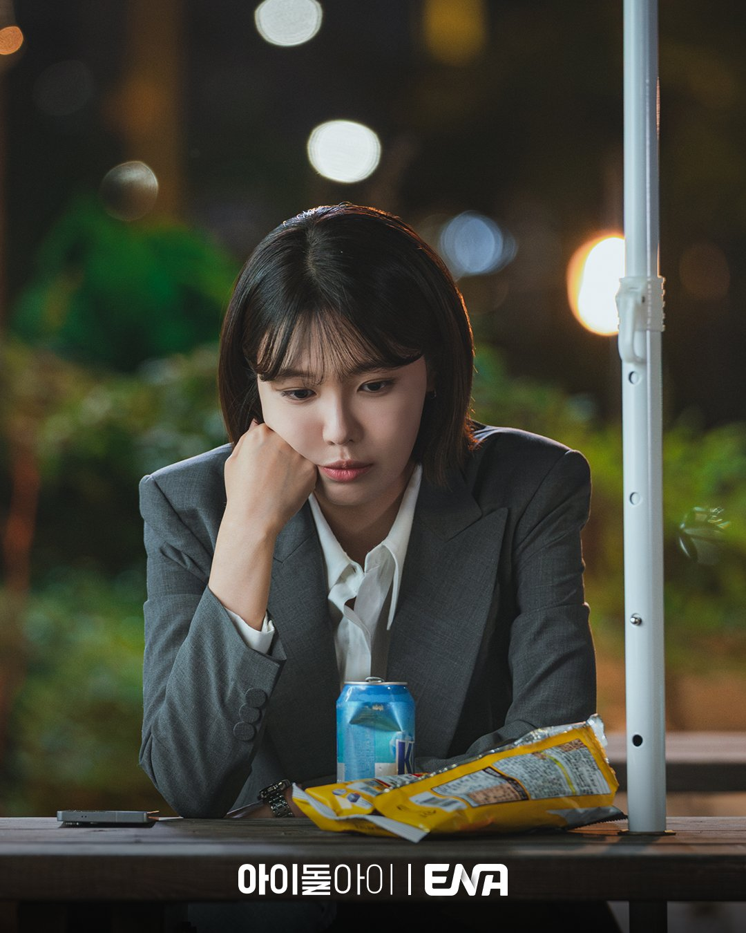 كيم جاي يونغ ينأى بنفسه عن سويونغ بعد الكشف عن سرها في دراما "محامية الآيدول - IDOL I"