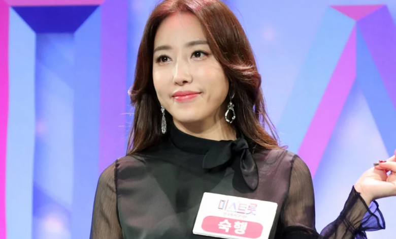 قطعت صناعة البث الإذاعي علاقاتها مع سوك هينغ بعد فضيحة علاقة مزعومة، وتم إلغاء ظهورها التلفزيوني