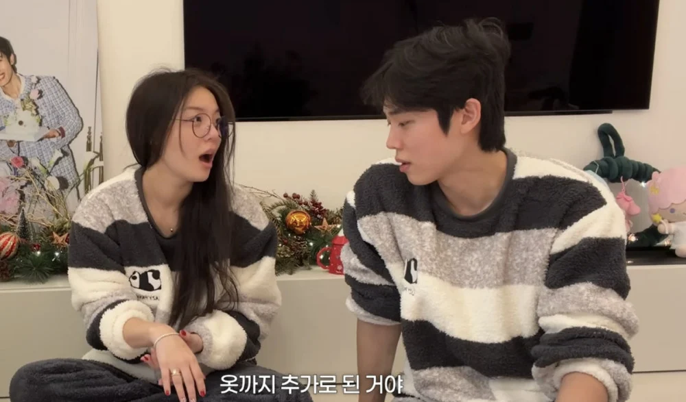 تأثرت إيلي بمفاجأة زوجها تشوي سي هون الرائعة بسوار ألماس تأثرت إيلي بمفاجأة زوجها تشوي سي هون الرائعة بسوار ألماس