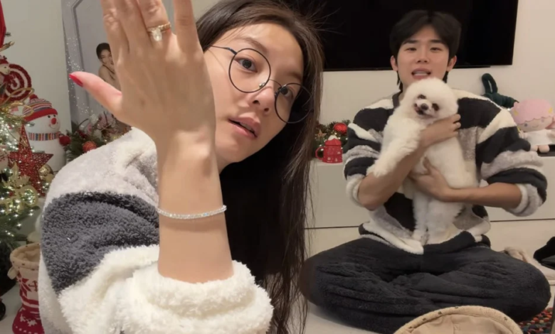 تأثرت إيلي بمفاجأة زوجها تشوي سي هون الرائعة بسوار ألماس تأثرت إيلي بمفاجأة زوجها تشوي سي هون الرائعة بسوار ألماس