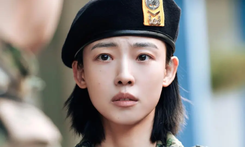 جيون سو ني هي مرؤوسة لي جي هون السابقة في القوات الخاصة، وتظهر كضيفة شرف في مسلسل "سائق التاكسي 3 - Taxi Driver 3"