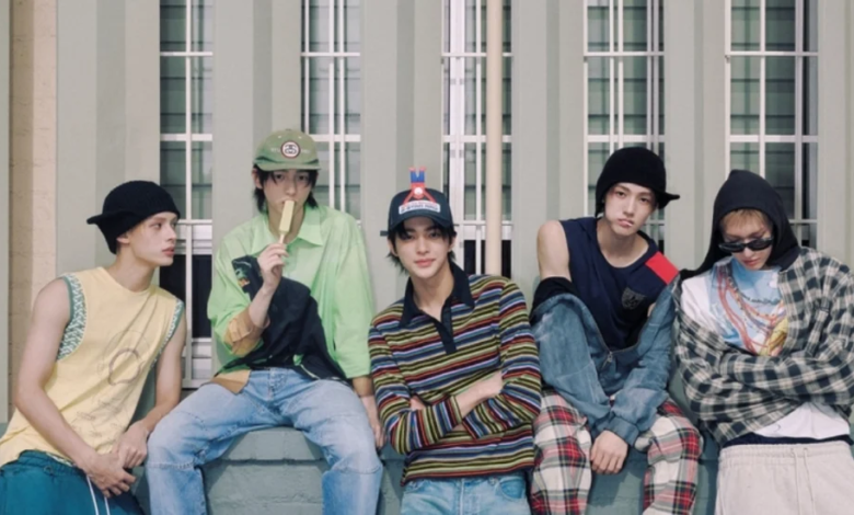 حققت أغنية "GO" لفرقة كورتيس 100 مليون استماع على Spotify ، لتكون بذلك أول أغنية تحقق هذا الإنجاز بين الفنانين الجدد لعام 2025 حققت أغنية "GO" لفرقة كورتيس 100 مليون استماع على Spotify ، لتكون بذلك أول أغنية تحقق هذا الإنجاز بين الفنانين الجدد لعام 2025