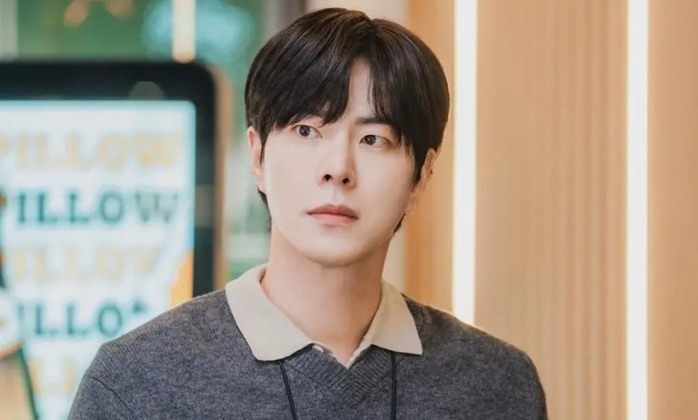 هونغ جونغ هيون يتحدث عن لم شمله مع أوه يون سيو في مسلسل "Positively Yours" + أفكاره حول الصداقات بين الرجال والنساء