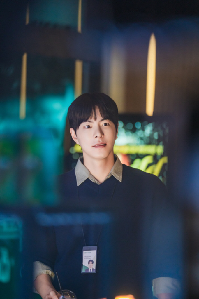 هونغ جونغ هيون يتحدث عن لم شمله مع أوه يون سيو في مسلسل "Positively Yours" + أفكاره حول الصداقات بين الرجال والنساء