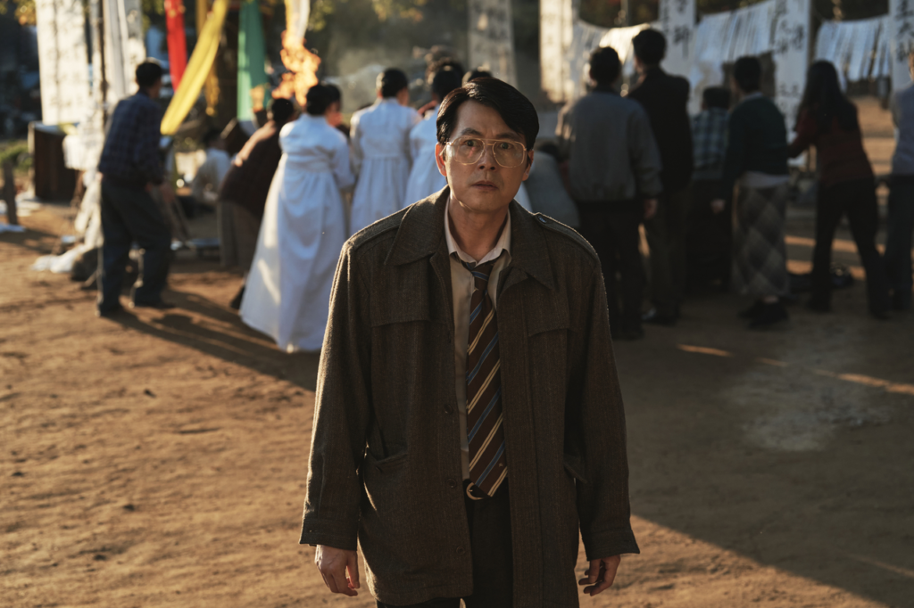 يواجه هيون بين، وجونغ وو سونغ، ووو دو هوان، وغيرهم صراعًا متصاعدًا في مسلسل "صنع في كوريا - Made In Korea" يواجه هيون بين، وجونغ وو سونغ، ووو دو هوان، وغيرهم صراعًا متصاعدًا في مسلسل "صنع في كوريا - Made In Korea"