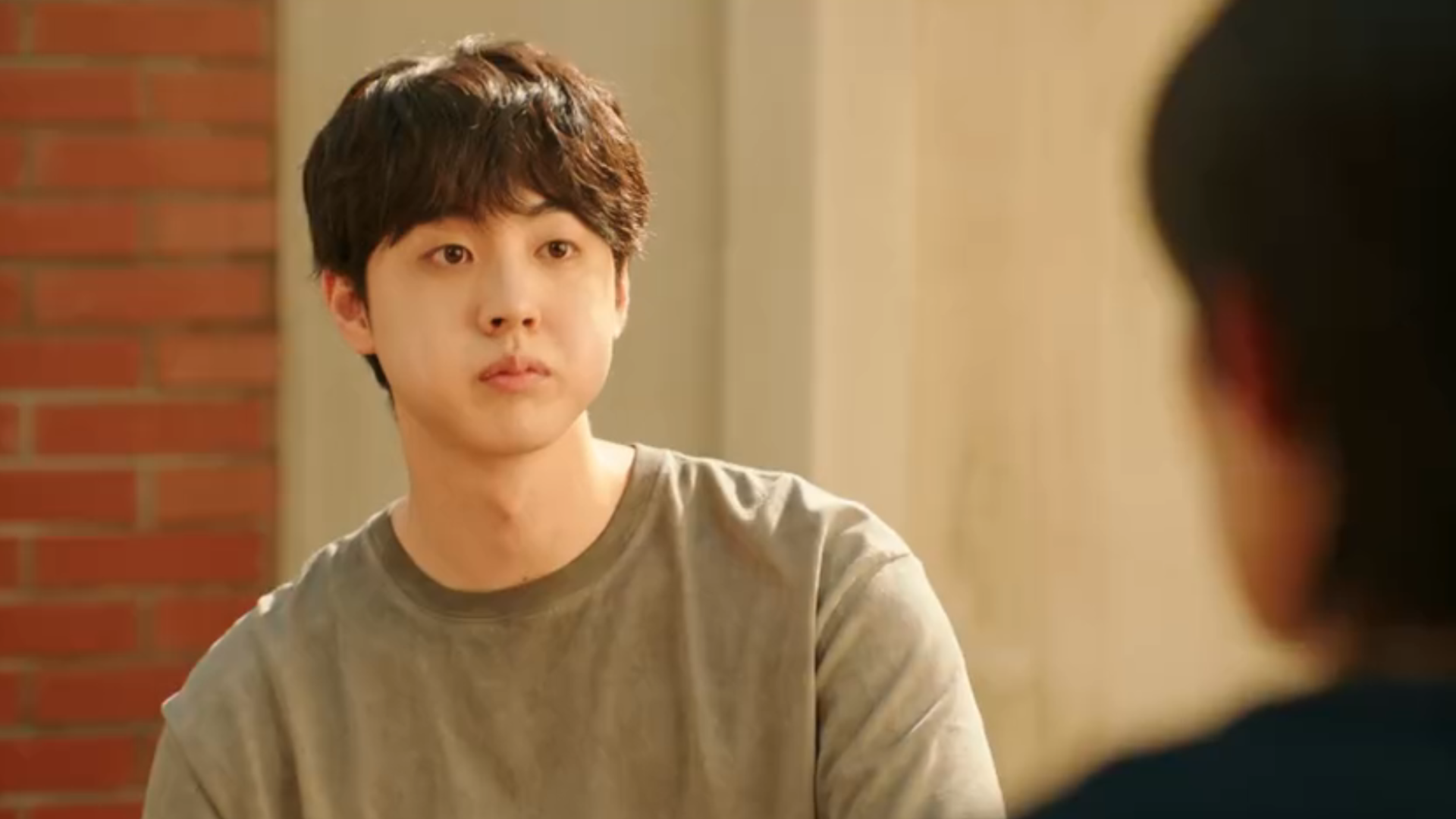 لحظتان شريرتان و لحظتان عاطفيتان من الحلقتين 9-10 من مسلسل "محامية الآيدول - IDOL I"