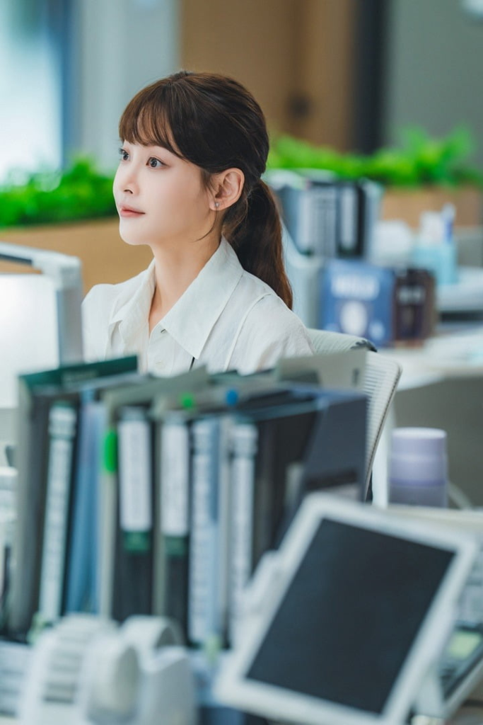 أوه يون سيو تتحدث عن الكيمياء بينها وبين تشوي جين هيوك في الدراما الرومانسية الكوميدية الجديدة "إيجابيًا لك - Positively Yours" أوه يون سيو تتحدث عن الكيمياء بينها وبين تشوي جين هيوك في الدراما الرومانسية الكوميدية الجديدة "إيجابيًا لك - Positively Yours"