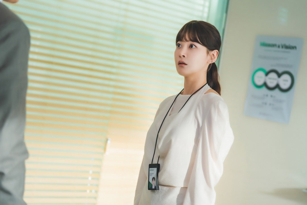 أوه يون سيو تتحدث عن الكيمياء بينها وبين تشوي جين هيوك في الدراما الرومانسية الكوميدية الجديدة "إيجابيًا لك - Positively Yours" أوه يون سيو تتحدث عن الكيمياء بينها وبين تشوي جين هيوك في الدراما الرومانسية الكوميدية الجديدة "إيجابيًا لك - Positively Yours"