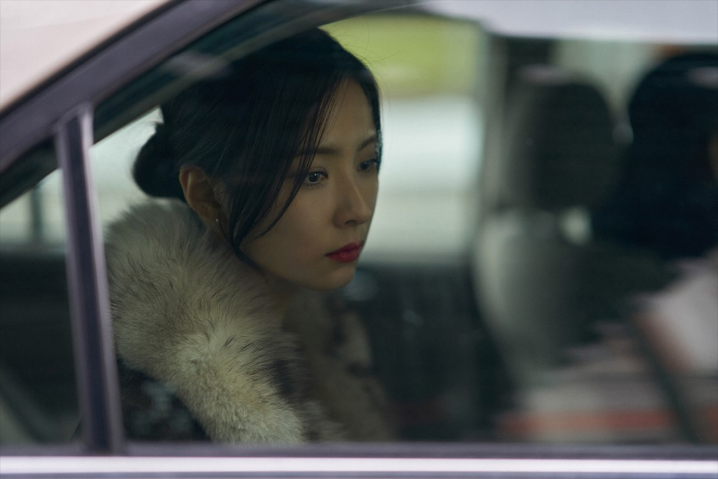 شين ساي كيونغ امرأة غامضة تعمل في مطعم كوري شمالي في الفيلم الجديد "ذكاء بشري - HUMINT" شين ساي كيونغ امرأة غامضة تعمل في مطعم كوري شمالي في الفيلم الجديد "ذكاء بشري - HUMINT"