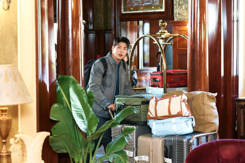 يتقارب كيم سيون هو وجو يون جونغ أثناء سفرهما معًا للعمل في مسلسل "هل يمكن ترجمة هذا الحب؟ - Can This Love Be Translated"