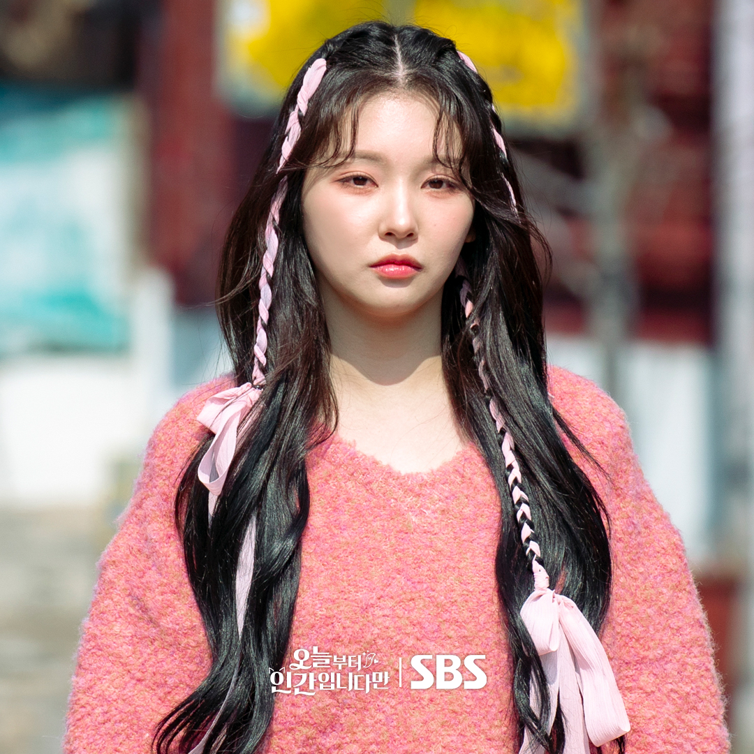 لي سي وو تجري تحولاً مرعباً في مسلسل "حكاية بلا ذيول - No Tail To Tell"