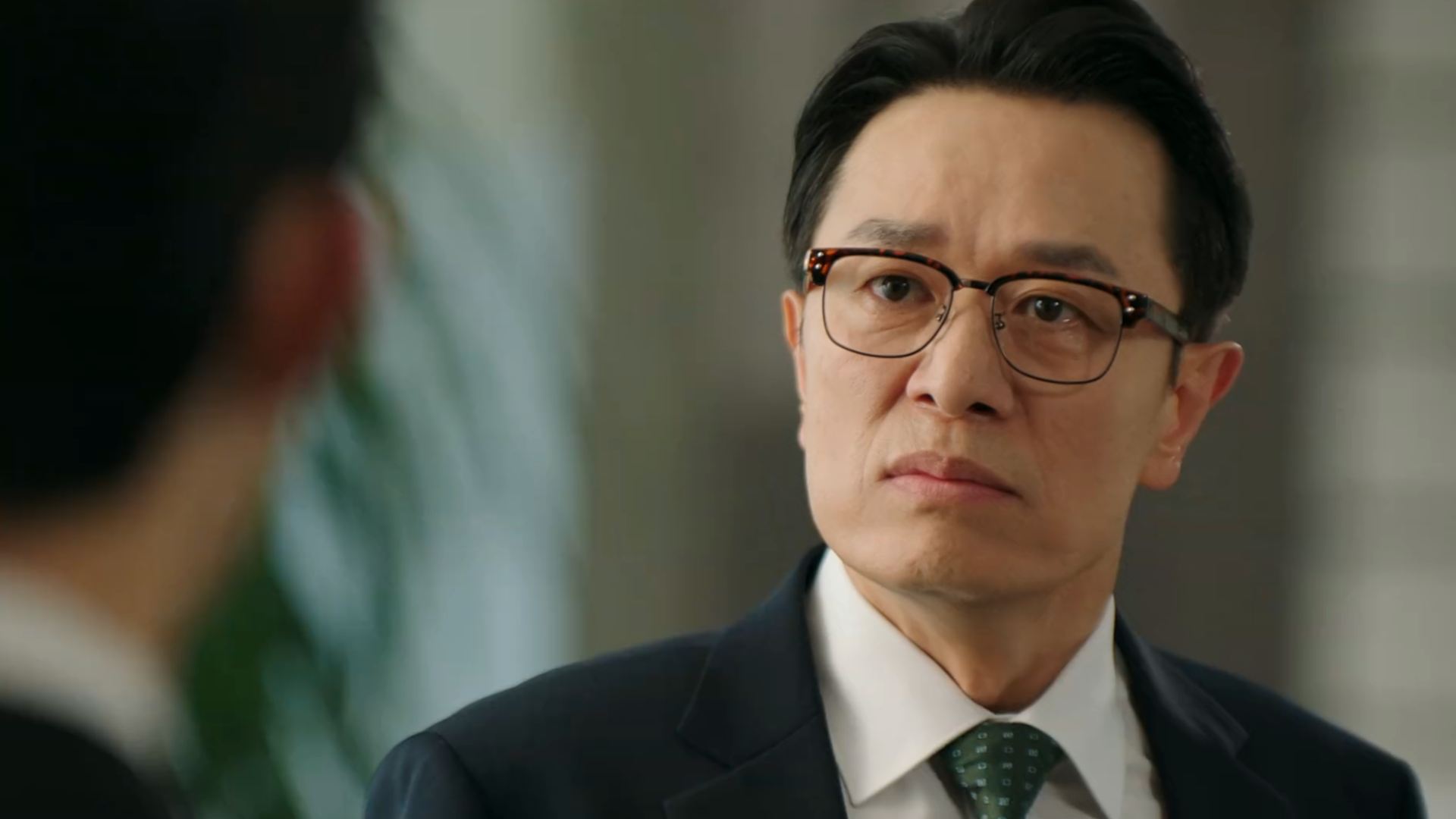 5 أسباب تجعل الحلقة الأخيرة من برنامج "محامية الآيدول - IDOL I" خاتمة مثالية