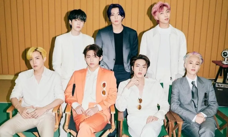 أعلنت فرقة BTS عن خططها لإقامة حفل عودة بعنوان "ARIRANG" وفيلم وثائقي بعنوان "THE RETURN"