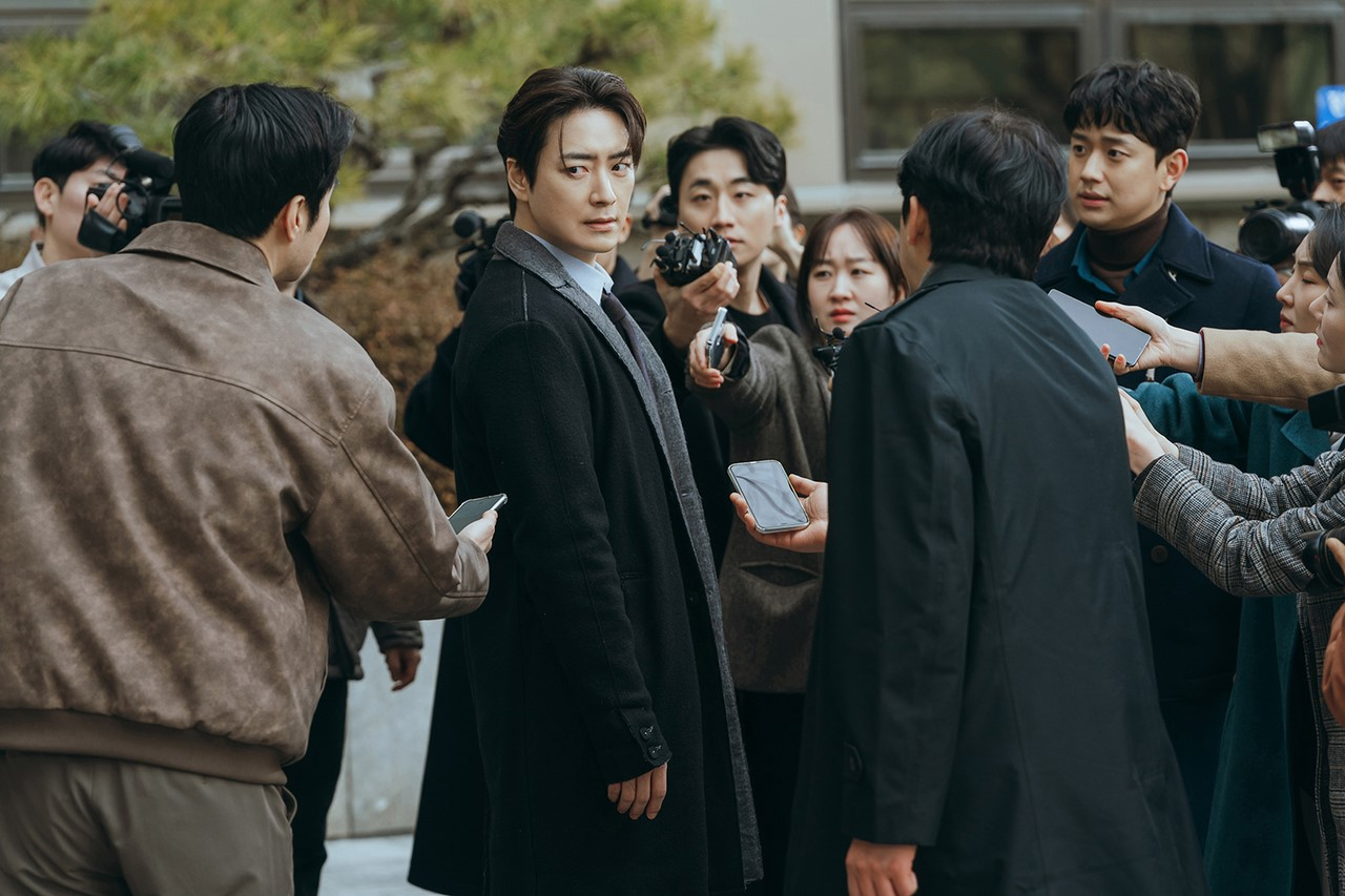 حياة شين هاي سون الغامضة تجمع بين لي جون هيوك و كيم جاي وون و باي جونغ اوك والمزيد في الدراما الجديدة "فن سارا - The Art Of Sarah"