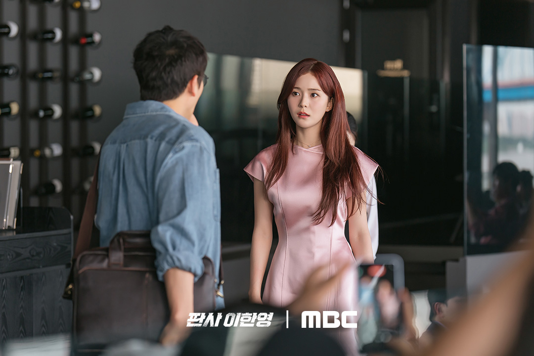 3 علاقات مثيرة للاهتمام يجب مراقبتها في دراما "عودة القاضي - The Judge Returns"