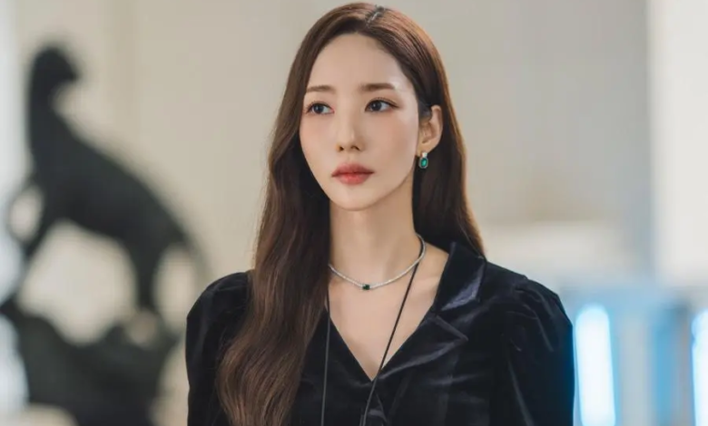 بارك مين يونغ تتحدث عن شخصيتها الغامضة في مسلسل "قبلة الحورية - Siren’s Kiss" وعن استعدادها للدور، والمزيد