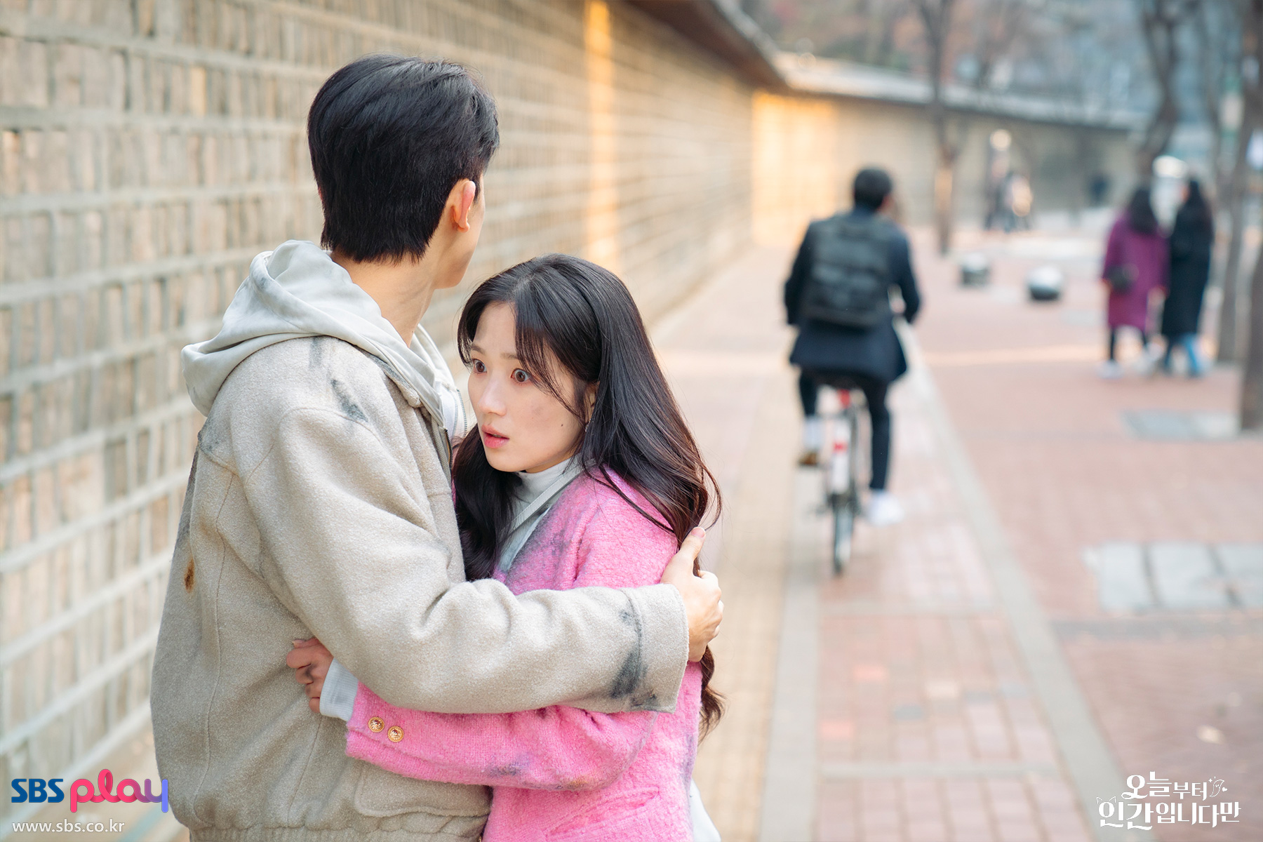 كيم هاي يون تشعر بالفراشات لأول مرة بفضل لفتة لومون اللطيفة في دراما "حكاية بلا ذيول - No Tail to Tell"