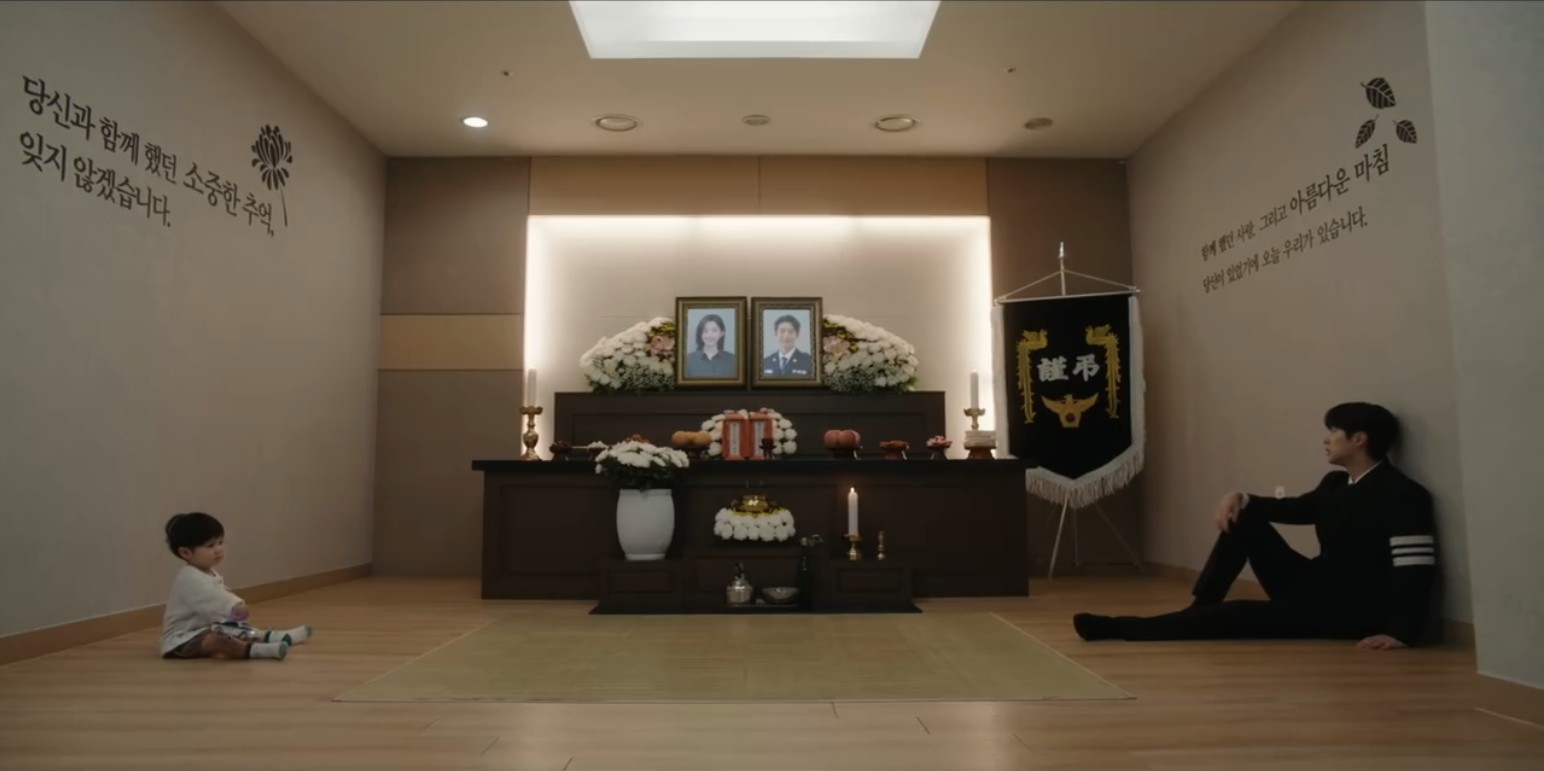 5 تحولات في أحداث الحلقة الأولى من مسلسل "عالمنا - Our Universe" تُغير كل شيء 5 تحولات في أحداث الحلقة الأولى من مسلسل "عالمنا - Our Universe" تُغير كل شيء