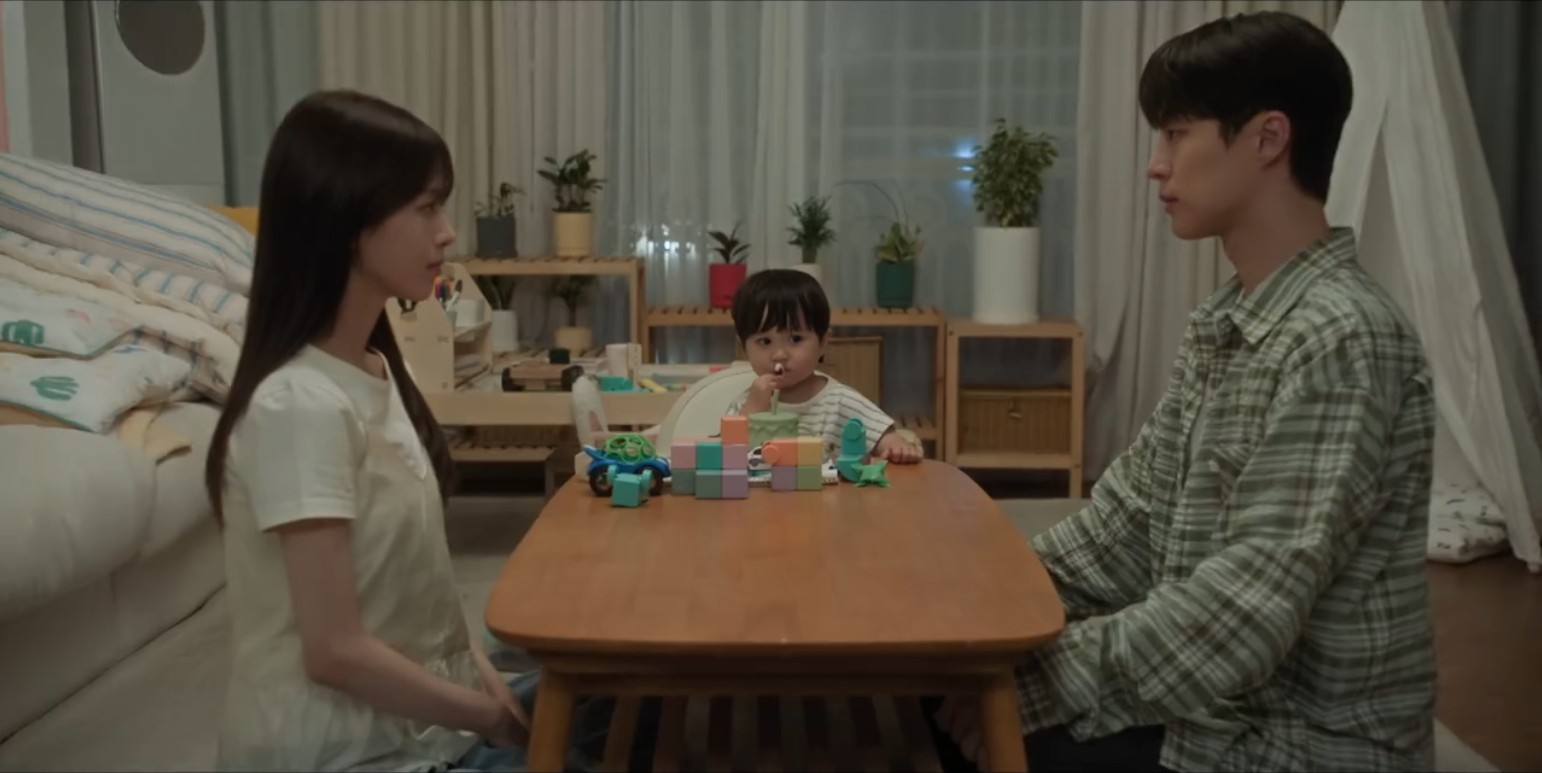 5 تحولات في أحداث الحلقة الأولى من مسلسل "عالمنا - Our Universe" تُغير كل شيء 5 تحولات في أحداث الحلقة الأولى من مسلسل "عالمنا - Our Universe" تُغير كل شيء