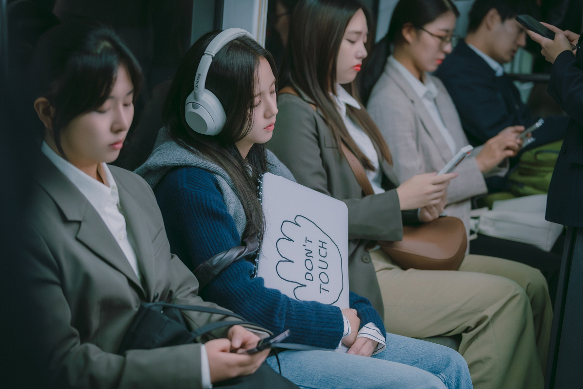 جيسو و سيو إن غوك زميلان لا يتفقان في الدراما الجديدة "حبيب عند الطلب - Boyfriend On Demand"