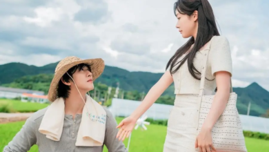 تنقلب حياة آهن هيو سيوب الهادئة كمزارع رأساً على عقب بعد لقائه تشاي وون بين في مسلسل "نفدت الكمية منك - Sold Out On You" تنقلب حياة آهن هيو سيوب الهادئة كمزارع رأساً على عقب بعد لقائه تشاي وون بين في مسلسل "نفدت الكمية منك - Sold Out On You"