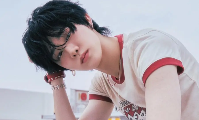 المغني Ji Yunseo ينفصل عن شركة YH للترفيه بعد مغادرته EVNNE