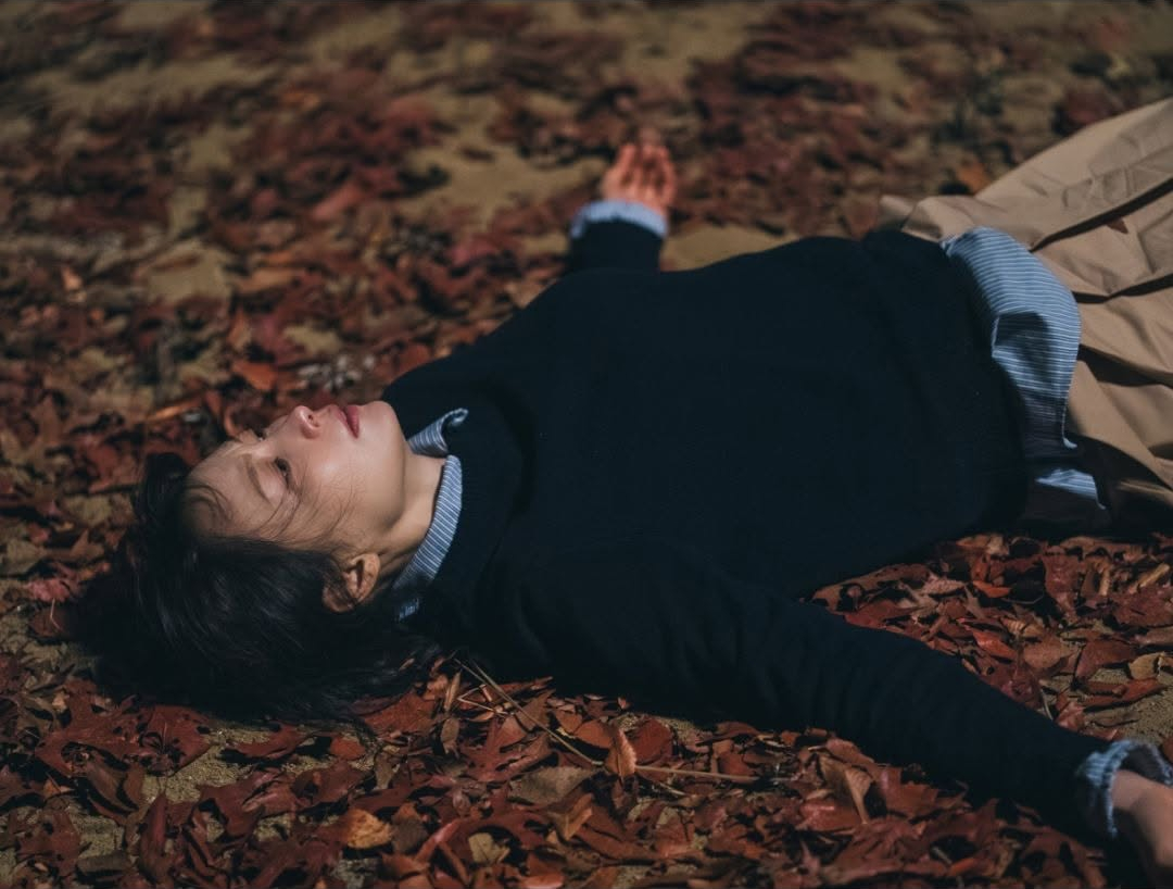 لي نا يونغ و جونغ اون تشاي و لي تشونغ آه تربطهن علاقة وثيقة بسبب سر من ماضيهن في مسلسل "شرف - Honour"