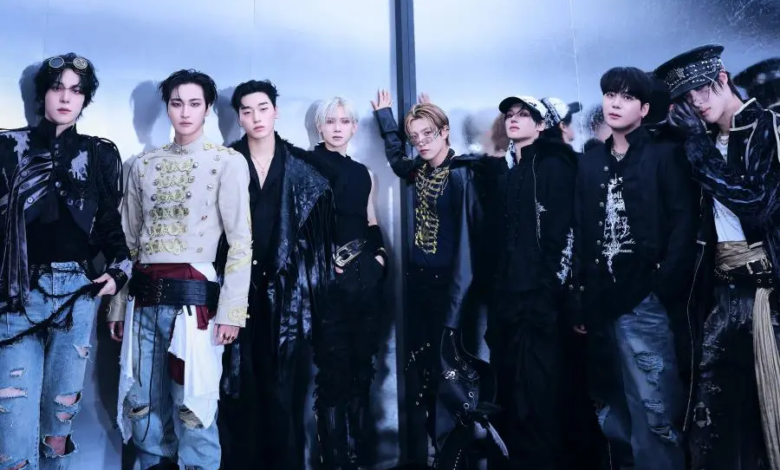 فرقة ATEEZ تحقق أكبر أسبوع لها في الولايات المتحدة حتى الآن مع ظهور أغنية "GOLDEN HOUR: Part.4" لأول مرة على Billboard 200 فرقة ATEEZ تحقق أكبر أسبوع لها في الولايات المتحدة حتى الآن مع ظهور أغنية "GOLDEN HOUR: Part.4" لأول مرة على Billboard 200