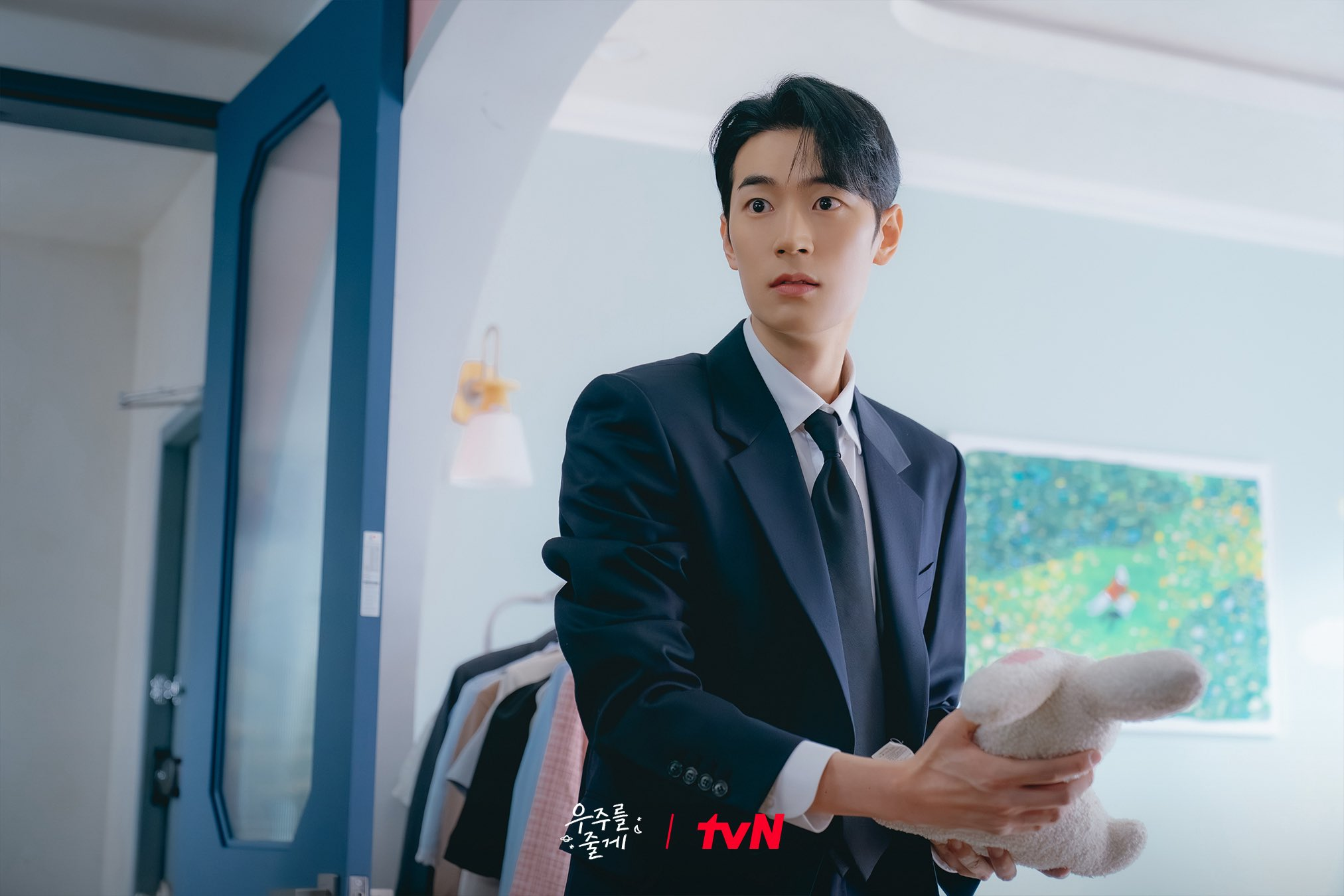 زيارة بارك سيو هام المفاجئة تعرض روه جيونج إيوي و باي إن هيوك للخطر في دراما "عالمنا - Our Universe" زيارة بارك سيو هام المفاجئة تعرض روه جيونج إيوي و باي إن هيوك للخطر في دراما "عالمنا - Our Universe"