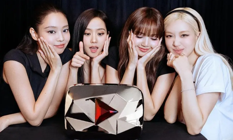 فرقة BLACKPINK تصبح أول فرقة في تاريخ يوتيوب تتجاوز حاجز 100 مليون مشترك