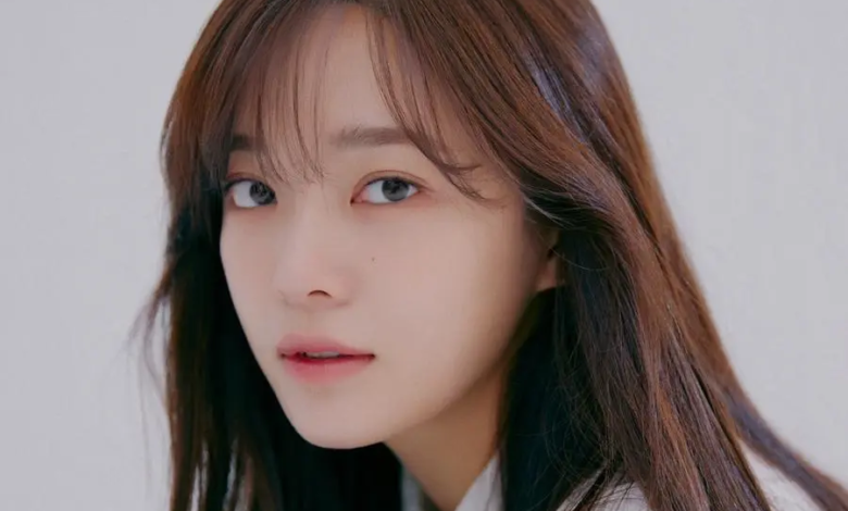 أفادت التقارير أن كيم سي جونغ ستغادر Jellyfish + تعليقات الوكالة