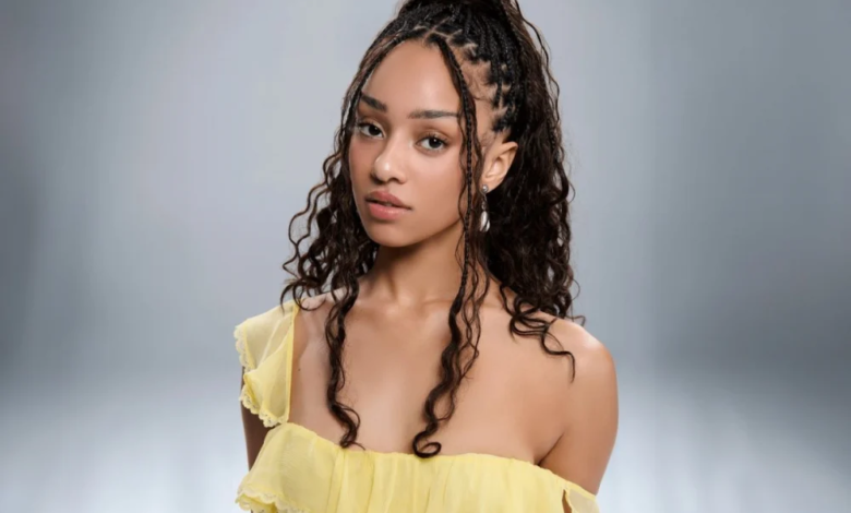 أبدى مستخدمو الإنترنت الكوريون ردود فعل متباينة على قرار مانون عضوة فرقة كاتساي بالتوقف عن العمل لفترة غير محددة: "ربما لا ترغب في البقاء ضمن الفرقة بعد الآن" أبدى مستخدمو الإنترنت الكوريون ردود فعل متباينة على قرار مانون عضوة فرقة كاتساي بالتوقف عن العمل لفترة غير محددة: "ربما لا ترغب في البقاء ضمن الفرقة بعد الآن"