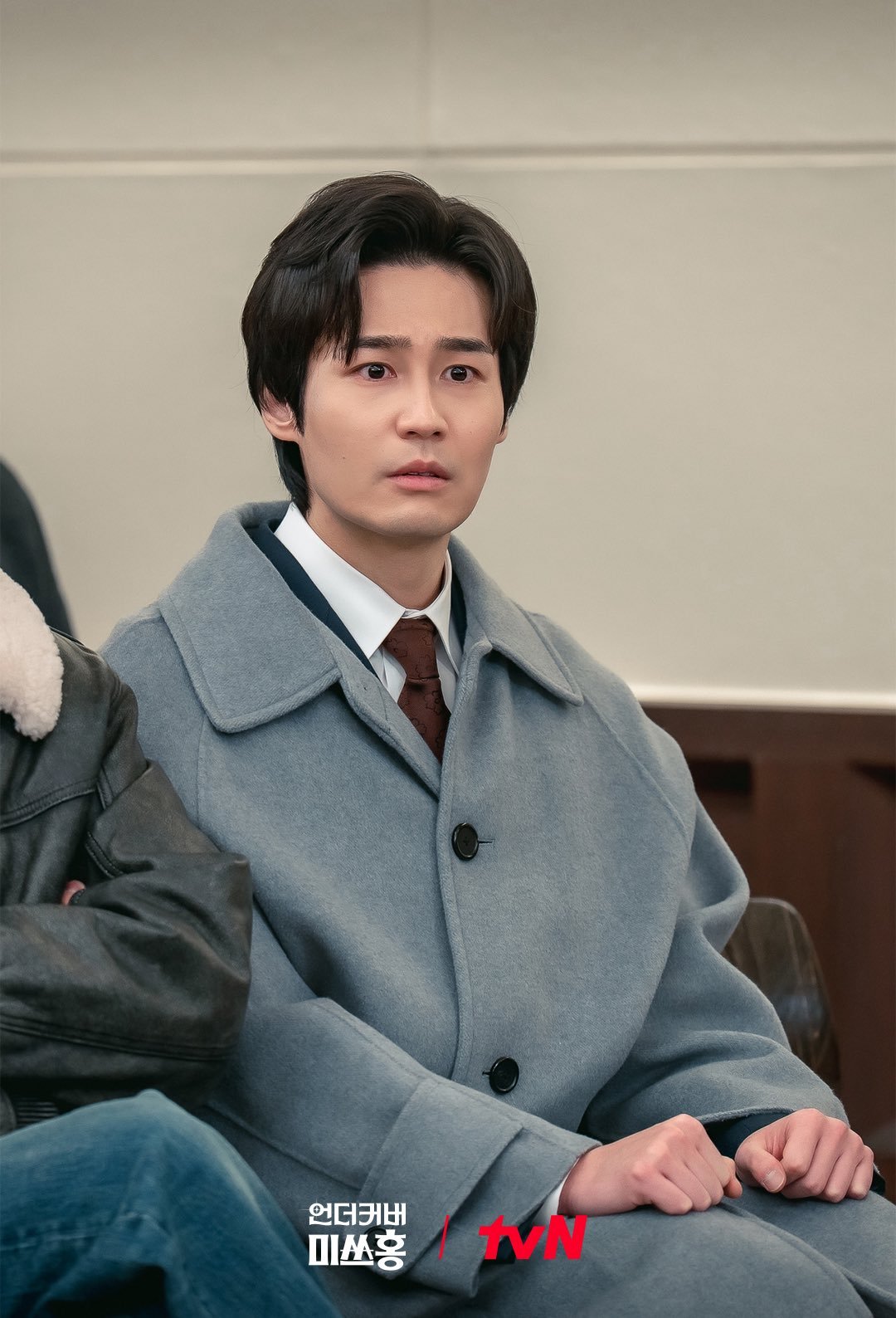 بارك شين هاي تُصدم بشاهد مفاجئ خلال مواجهة في قاعة المحكمة في الحلقة الأخيرة من مسلسل "الآنسة هونغ المتخفية - Undercover Miss Hong"