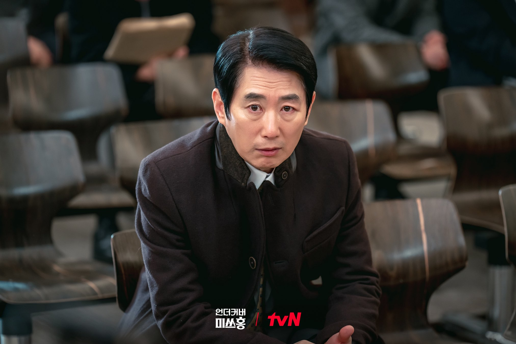 بارك شين هاي تُصدم بشاهد مفاجئ خلال مواجهة في قاعة المحكمة في الحلقة الأخيرة من مسلسل "الآنسة هونغ المتخفية - Undercover Miss Hong"