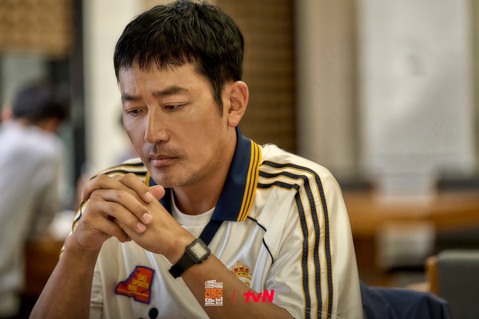 يظهر كيم نام جيل بشكل خاص بدور صهر ها جونغ وو في الدراما الجديدة "أحلام خرسانية مجنونة - Mad Concrete Dreams"