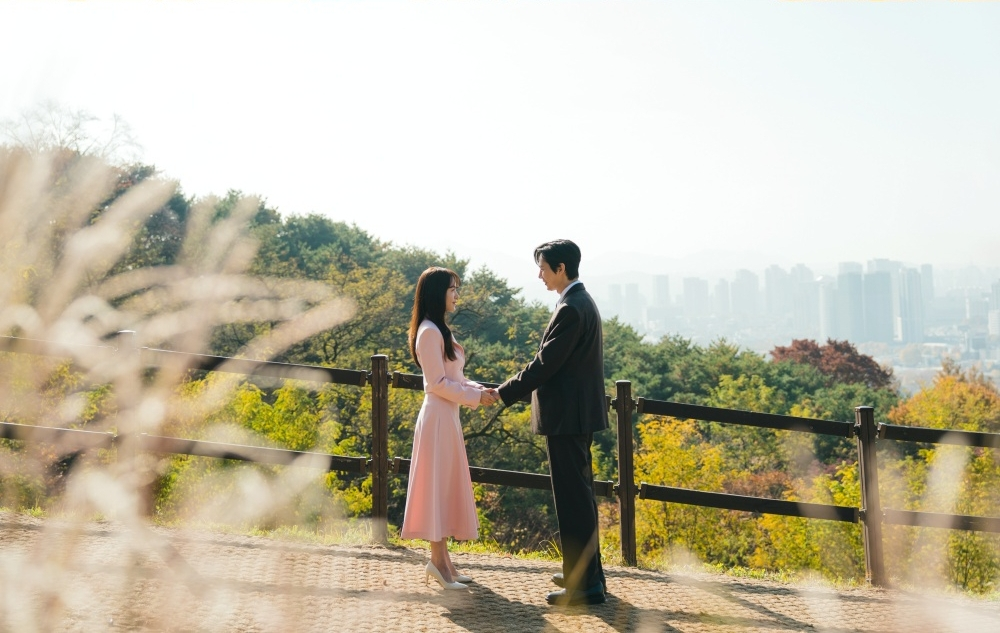 هان جي مين تزور متجرًا لمستلزمات الزفاف في الحلقة الأخيرة من مسلسل "الدليل العملي للحب - The Practical Guide To Love" هان جي مين تزور متجرًا لمستلزمات الزفاف في الحلقة الأخيرة من مسلسل "الدليل العملي للحب - The Practical Guide To Love"