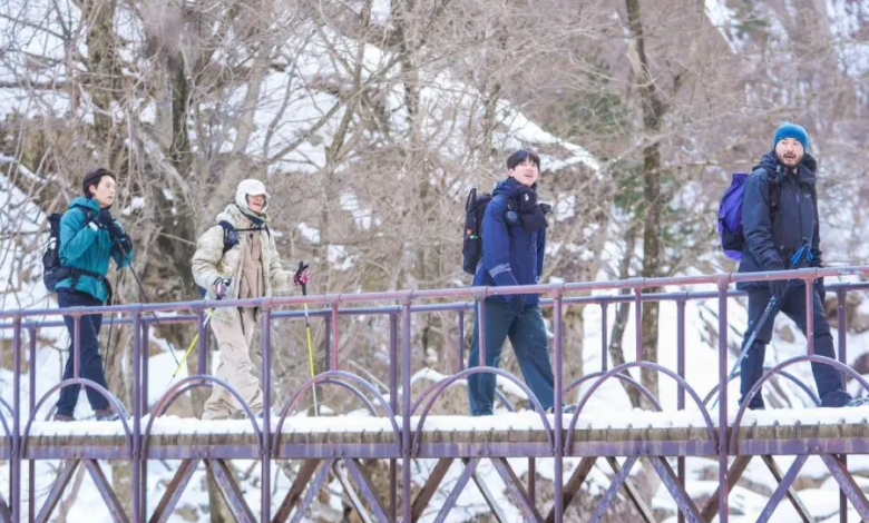 دوون و لي تشاي مين و Car, the garden و تارزان يتحدثون عن تجربة المشي لمسافات طويلة الشتوية الصعبة ولكنها مترابطة في برنامج "!Take A Hike"