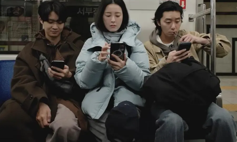 شاهد: Jung Yu Mi و Park Seo Joon و Choi Woo Shik يذهبون في رحلة بالقطار في العرض التشويقي لـ "Unplanned Trip: Limited Edition"