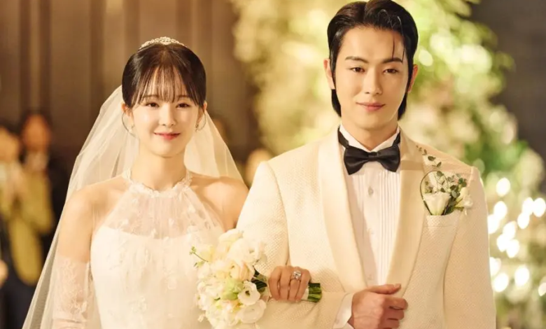 بايك سو را و وو يون يسيران في ممر الزفاف بمشاعر متناقضة في "دكتور شين - Doctor Shin"