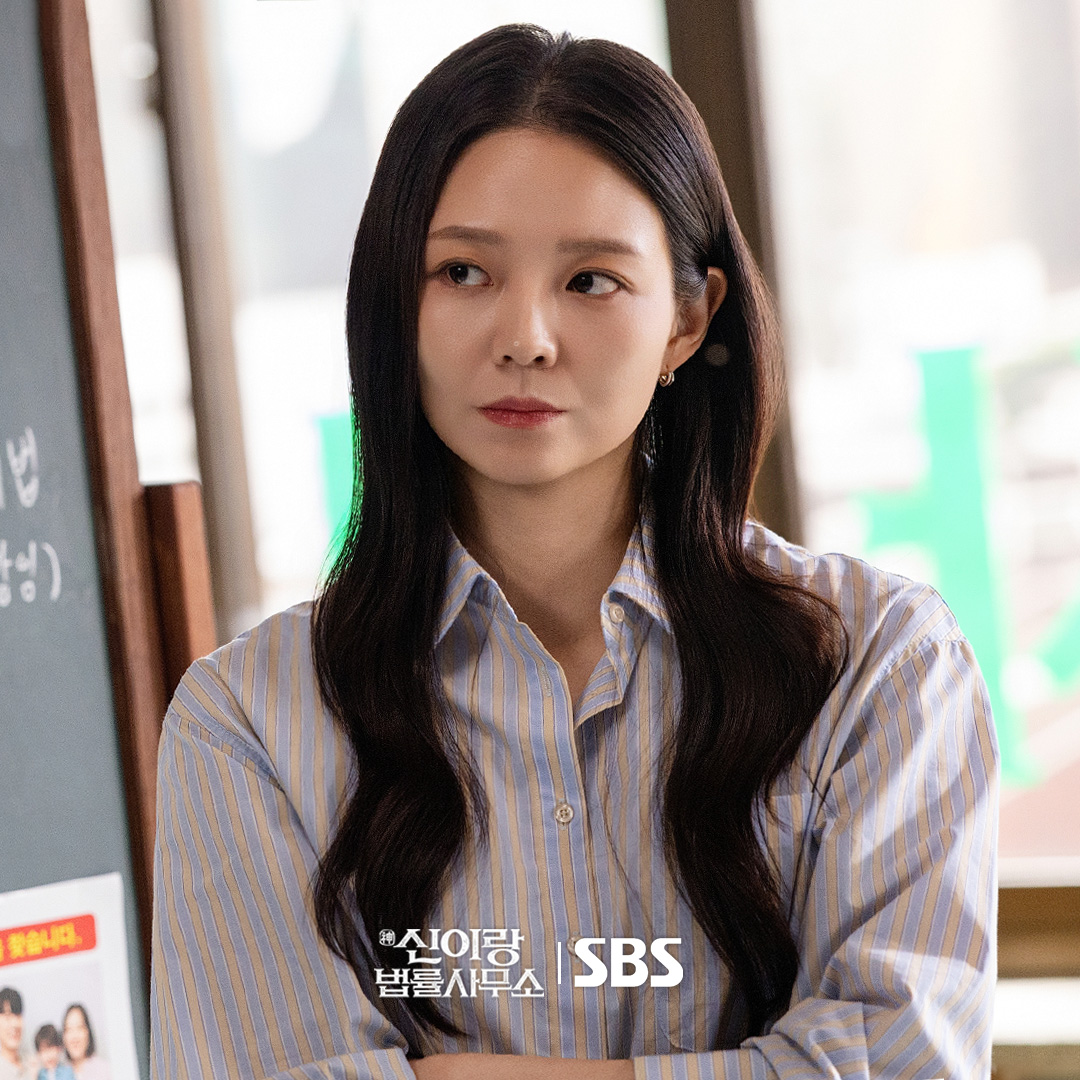 إيسوم و جون سوك هو يقودان التحقيق عن الأطفال المفقودين في غياب يو يون سوك في دراما "المحامي الشبح - Phantom Lawyer"